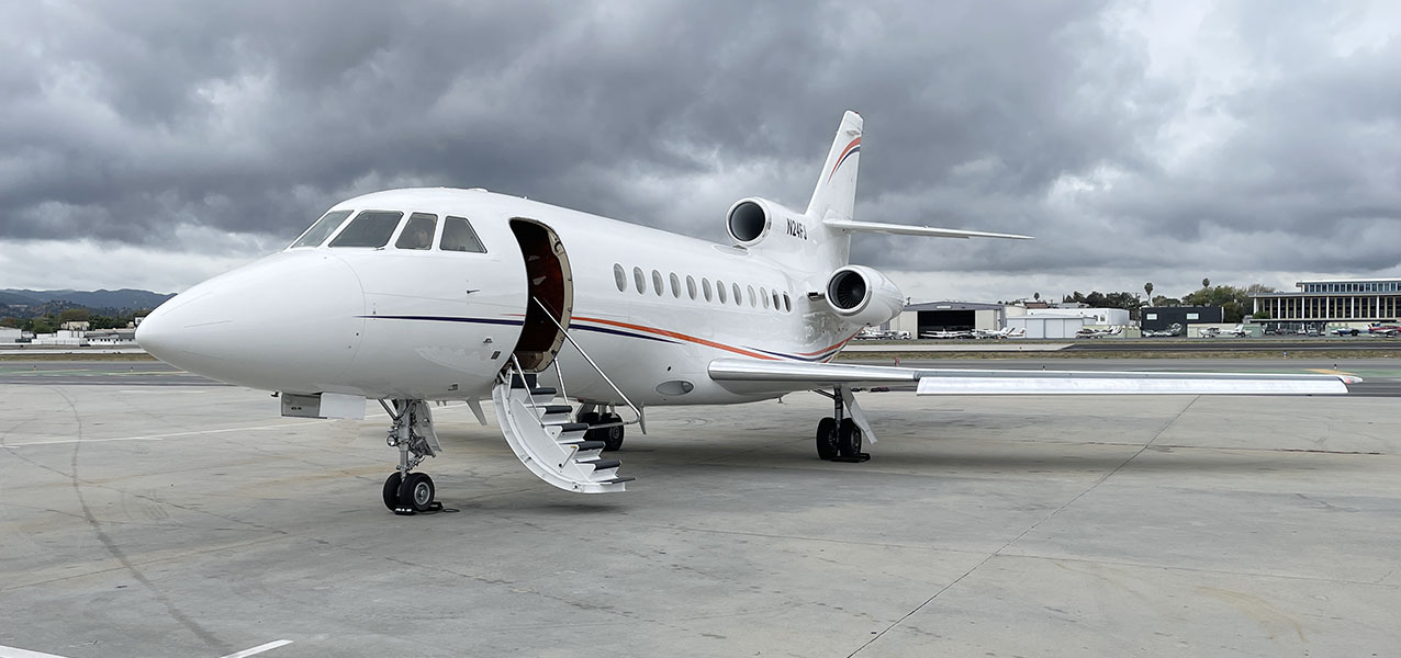 large-cabin-private-jet-charter